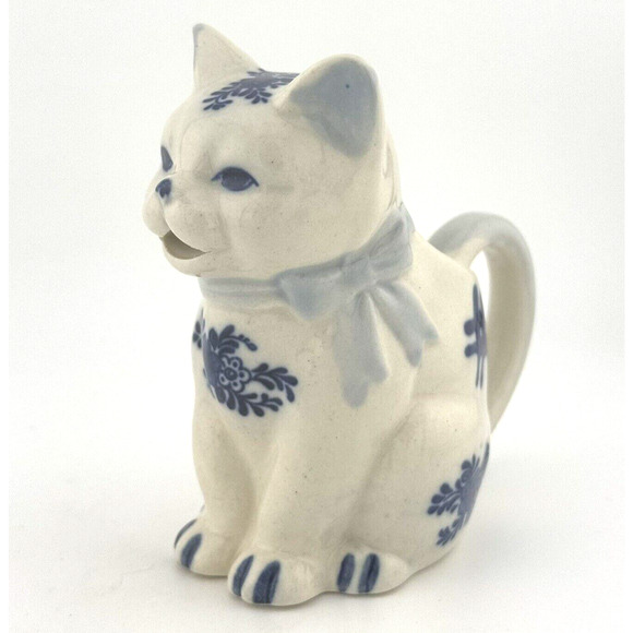 Vintage J.S.N.Y Philippines Porcelain Delft Style Blue White Cat Creamer 5" - Picture 1 of 11